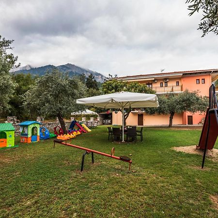 סקאלה פוטאמיאס Dryades Apartments & Studios מראה חיצוני תמונה