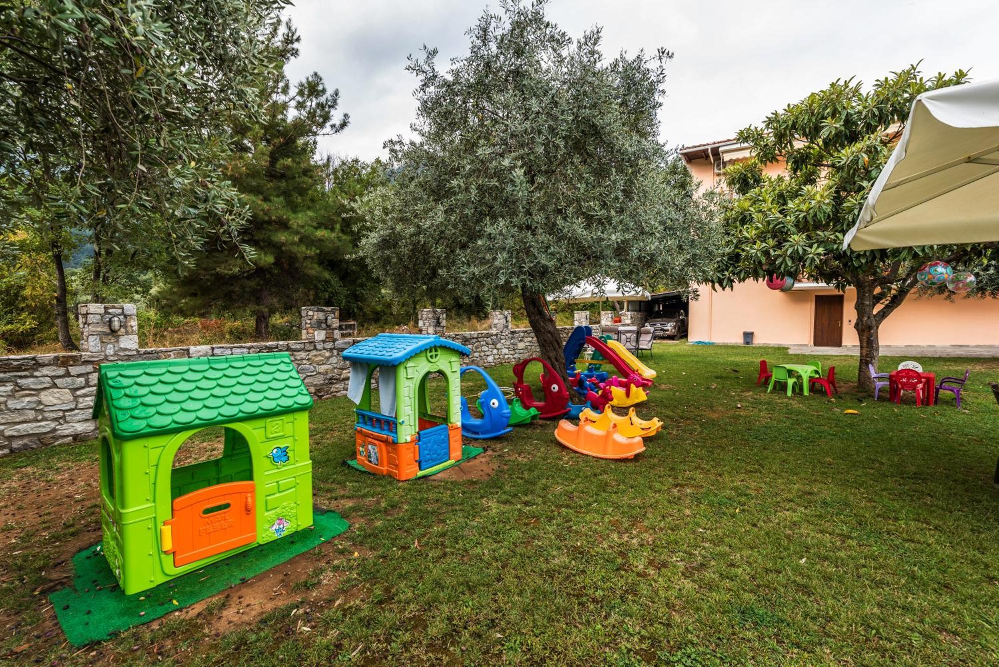 סקאלה פוטאמיאס Dryades Apartments & Studios מראה חיצוני תמונה