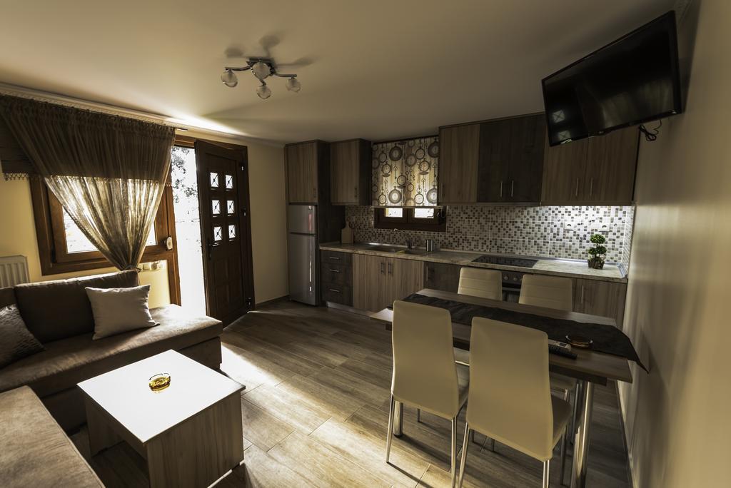 סקאלה פוטאמיאס Dryades Apartments & Studios מראה חיצוני תמונה