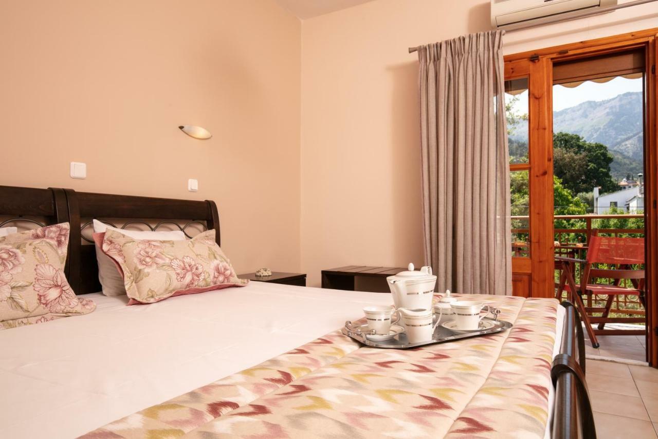 סקאלה פוטאמיאס Dryades Apartments & Studios מראה חיצוני תמונה